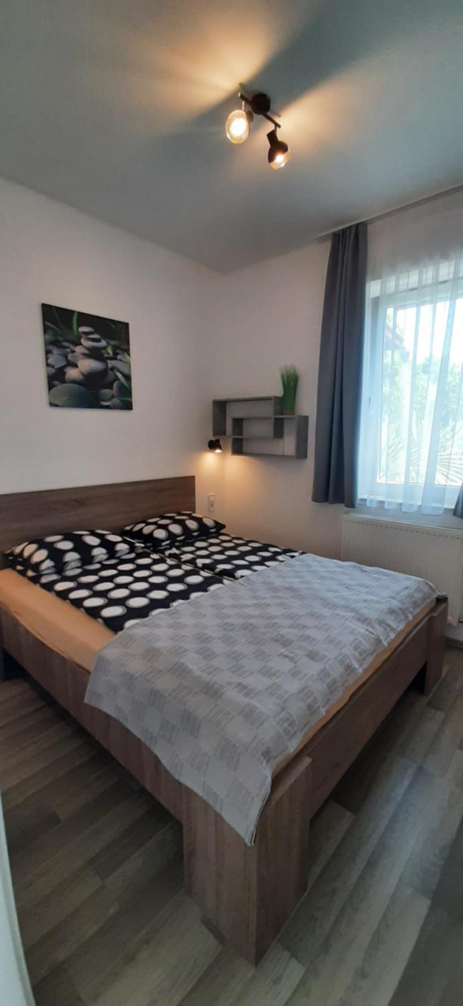 Ancsi Apartmanhaz 巴拉通雷勒 外观 照片
